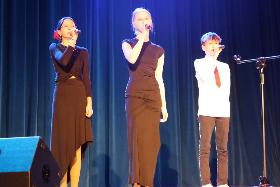 Rzeszowski półfinał IX Festiwalu Piosenki Niezłomnej i Niepodległej im. Henryka Rasiewicza „Kima” – Rzeszów, 20 listopada 2024. Fot. Katarzyna Gajda-Bator (IPN)