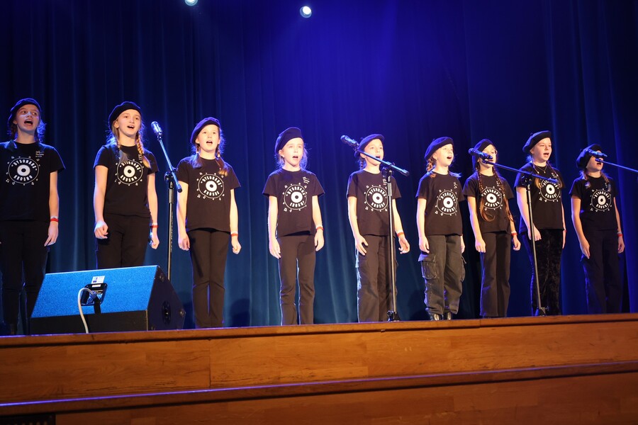 Rzeszowski półfinał IX Festiwalu Piosenki Niezłomnej i Niepodległej im. Henryka Rasiewicza „Kima” – Rzeszów, 20 listopada 2024. Fot. Katarzyna Gajda-Bator (IPN)