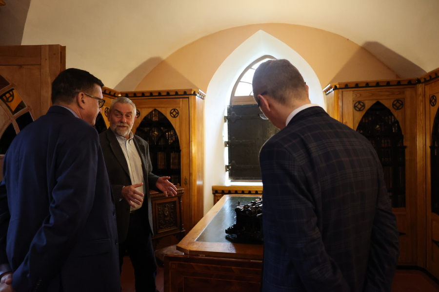 Zwiedzanie Muzeum - Zamku Tarnowskich w Tarnobrzegu, 28 listopada 2024. Fot. Katarzyna Gajda-Bator (IPN)