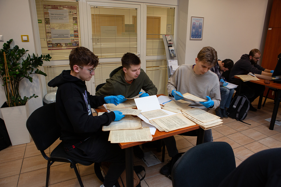 Lekcja archiwalna w Oddziałowym Archiwum IPN, Rzeszów – 28 listopada 2024. Fot. Karol Krzyszczuk (IPN)