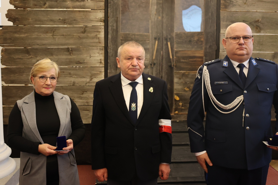 Odznaczenia podczas III Wojewódzkiego Międzypokoleniowego Spotkania upamiętniającego losy zesłańców Sybiru – Rzeszów, 5 grudnia 2024. Fot. Katarzyna Gajda-Bator (IPN)