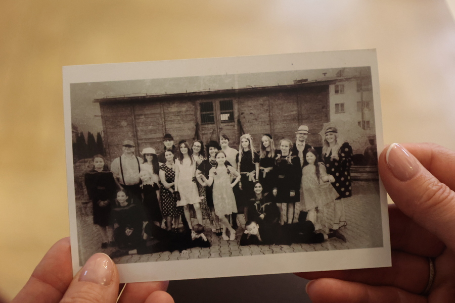 Przedstawienie „Gdzie jesteś tamta dziewczynko” podczas III Wojewódzkiego Międzypokoleniowego Spotkania upamiętniającego losy zesłańców Sybiru – Rzeszów, 5 grudnia 2024. Fot. Katarzyna Gajda-Bator (IPN)