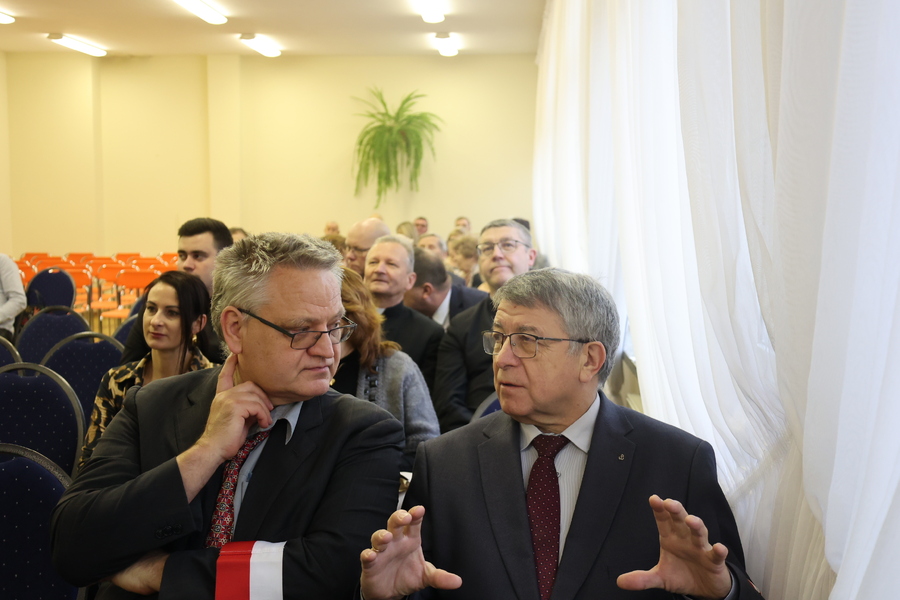 Uczestnicy konferencji podczas obchodów 80. rocznicy śmierci ks. Michała Pilipca – Błażowa, 7 grudnia 2024. Fot. Katarzyna Gajda-Bator (IPN)