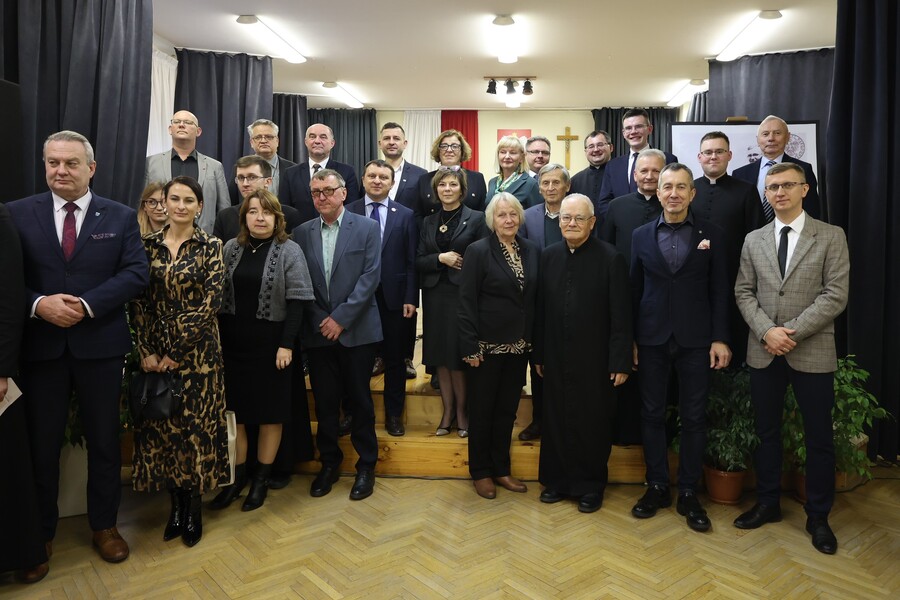 Uczestnicy konferencji podczas obchodów 80. rocznicy śmierci ks. Michała Pilipca – Błażowa, 7 grudnia 2024. Fot. Katarzyna Gajda-Bator (IPN)