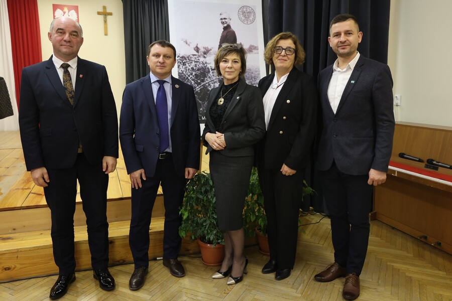 Uczestnicy konferencji podczas obchodów 80. rocznicy śmierci ks. Michała Pilipca – Błażowa, 7 grudnia 2024. Fot. Katarzyna Gajda-Bator (IPN)