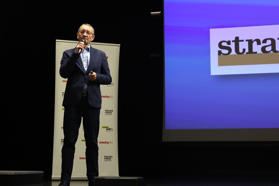 Dr Robert Witalec podczas Grudniowego Forum Seniora w Rzeszowie – 9 grudnia 2024. Fot. Katarzyna Gajda-Bator (IPN)