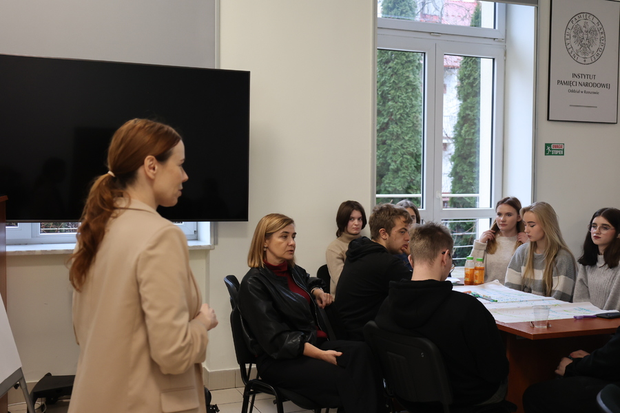 „Silni Polską!” – warsztaty z ekspertami z IPN – Rzeszów, 10 grudnia 2024. Fot. Katarzyna Gajda-Bator (IPN)