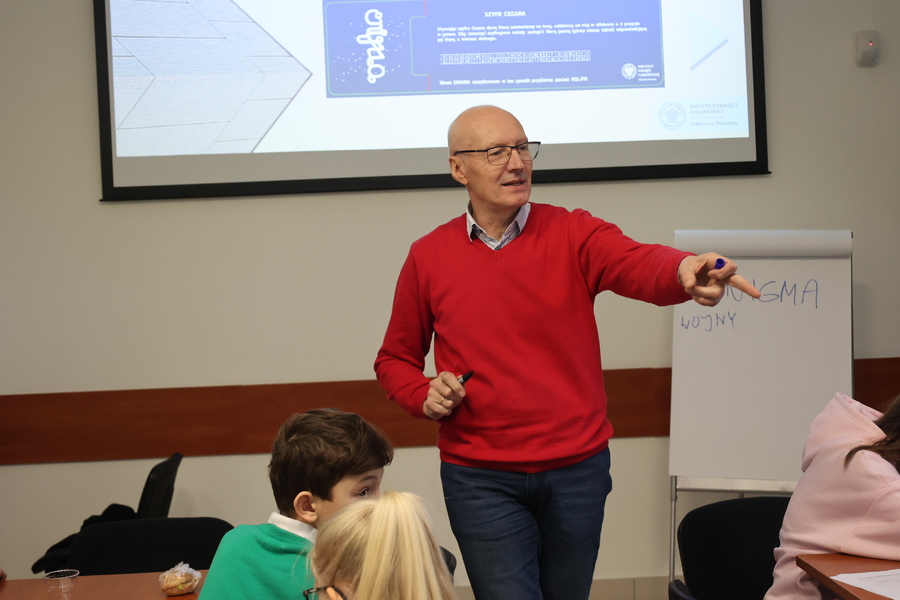 „Silni Polską!” – warsztaty z ekspertami z IPN – Rzeszów, 11 grudnia 2024. Fot. Katarzyna Gajda-Bator (IPN)