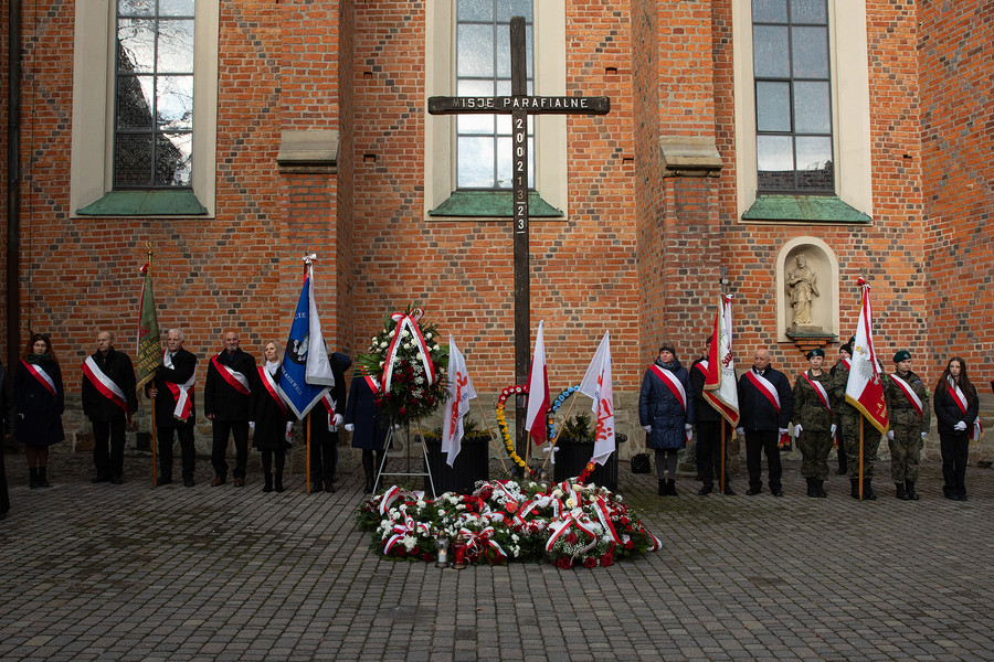 Rzeszowskie obchody 43. rocznicy wprowadzenia stanu wojennego – Rzeszów, 13 grudnia 2024. Fot. Igor Witowicz (IPN)