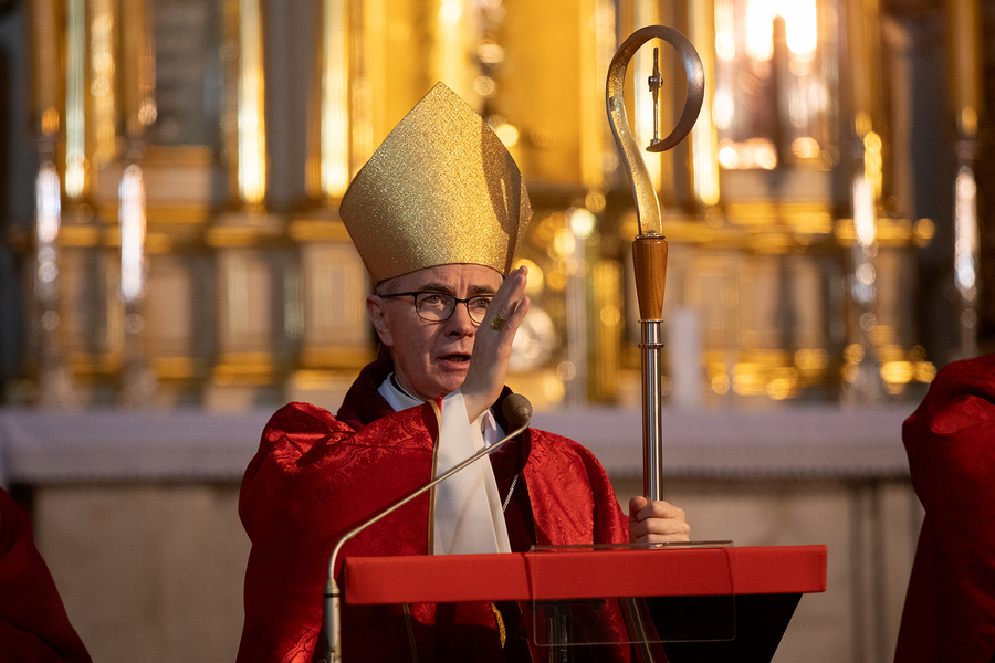 Bp Jan Wątroba, ordynariusz rzeszowski na obchodach 43. rocznicy wprowadzenia stanu wojennego – Rzeszów, 13 grudnia 2024. Fot. Igor Witowicz (IPN)