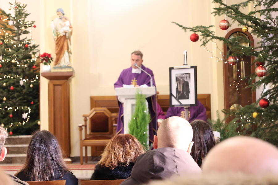 Pogrzeb Józefa Matusza – byłego dyrektora TVP3 Rzeszów –Krasne, 17 stycznia 2025. Fot. Katarzyna Gajda-Bator (IPN)