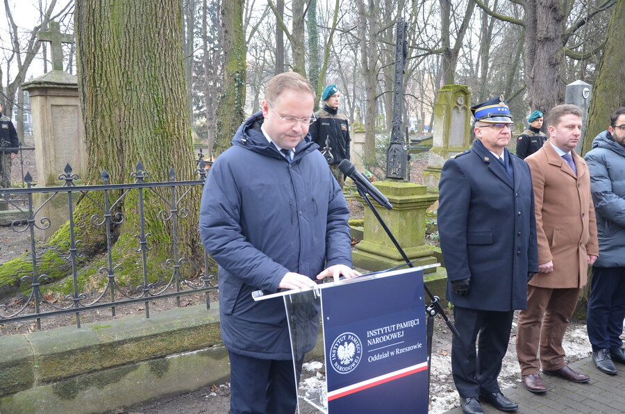 Obchody 162. rocznicy Powstania Styczniowego 1863-2025 – Stary Cmentarz w Rzeszowie, 22 stycznia 2025. Fot. Łukasz Chrobak (IPN)