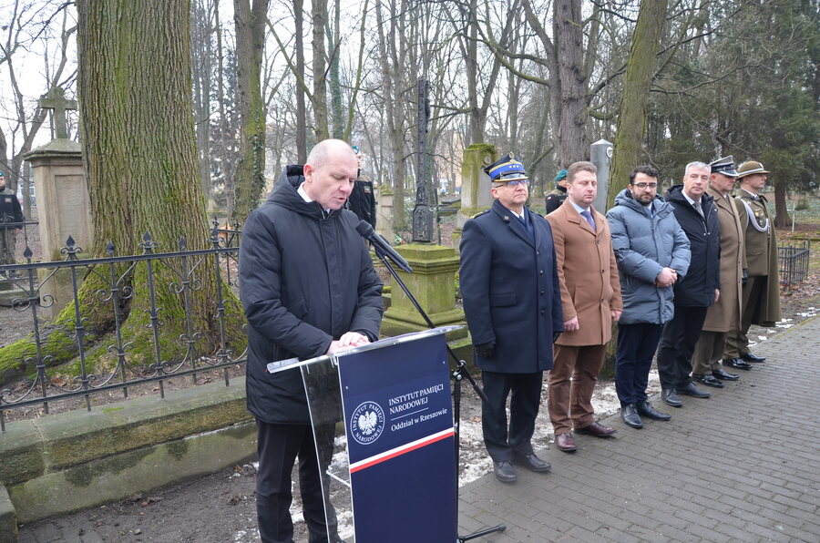 Obchody 162. rocznicy Powstania Styczniowego 1863-2025 – Stary Cmentarz w Rzeszowie, 22 stycznia 2025. Fot. Łukasz Chrobak (IPN)