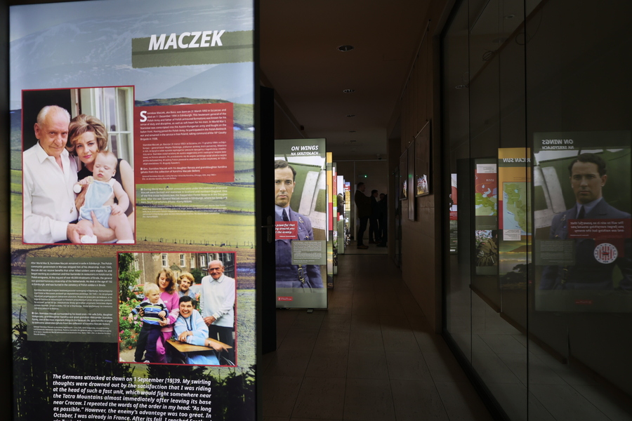 Prezentacja wystawy „Szlaki Nadziei. Odyseja Wolności“ oraz filmu „Trzy śmierci Meriana Coopera” – Przemyśl, 3 lutego 2025. Fot. Katarzyna Gajda-Bator (IPN)