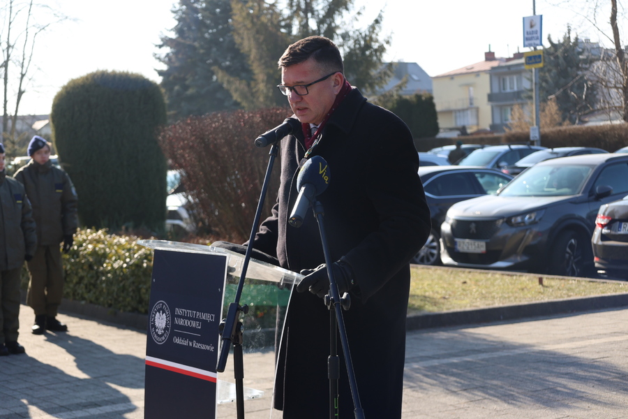 Dr hab. Dariusz Iwaneczko na obchodach 85. rocznicy pierwszej masowej deportacji obywateli polskich w głąb Związku Sowieckiego – Rzeszów, 10 lutego2025. Fot. Katarzyna Gajda-Bator (IPN)