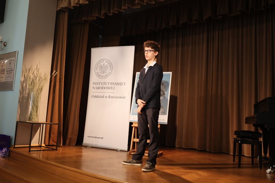 Półfinał XI Ogólnopolskiego Konkursu Recytatorskiego „W kręgu poezji i prozy lagrowej więźniarek obozu KL Ravensbrück im. Wandy Półtawskiej” – Rzeszów, 12 marca 2025. Fot. Katarzyna Gajda-Bator (IPN)