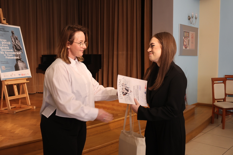 Półfinał XI Ogólnopolskiego Konkursu Recytatorskiego „W kręgu poezji i prozy lagrowej więźniarek obozu KL Ravensbrück im. Wandy Półtawskiej” – Rzeszów, 12 marca 2025. Fot. Katarzyna Gajda-Bator (IPN)
