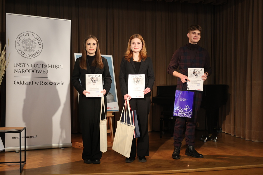 Półfinał XI Ogólnopolskiego Konkursu Recytatorskiego „W kręgu poezji i prozy lagrowej więźniarek obozu KL Ravensbrück im. Wandy Półtawskiej” – Rzeszów, 12 marca 2025. Fot. Katarzyna Gajda-Bator (IPN)