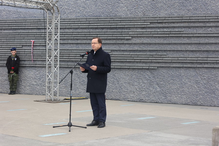 Władysław Ortyl, marszałek województwa podkarpackiego na obchodach Narodowego Dnia Pamięci Polaków ratujących Żydów pod okupacją niemiecką – Markowa, 24 marca 2025. Fot. Katarzyna Gajda-Bator (IPN)