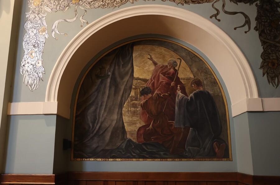 Zwiedzanie kaplicy w Wyższym Seminarium Duchownym w Przemyślu, 27 marca 2025. Fot. Katarzyna Gajda-Bator (IPN)