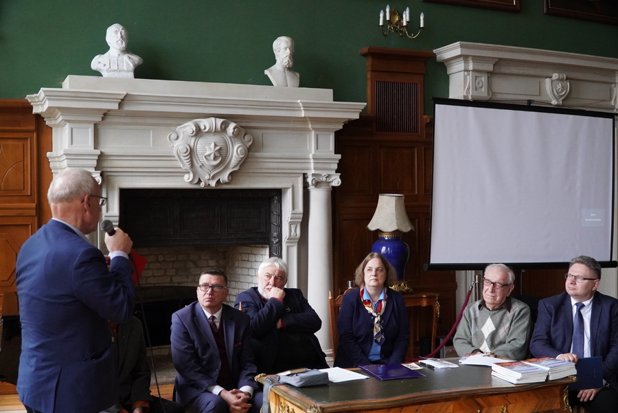 Projekcja filmu dokumentalnego „Droga krzyżowa Janosa Esterhazyego” w reżyserii Artura Janickiego oraz dyskusja – Tarnobrzeg, 28 marca 2025. Fot. Marcin Bukała (IPN)