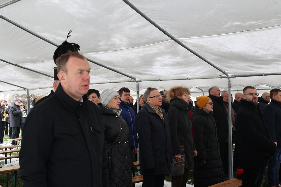 Uroczystość upamiętniająca mieszkańców Radruża zamordowanych przez ukraińskich nacjonalistów z OUN-UPA w latach 1944–1946 – Radruż, 6 kwietnia 2025. Fot. Katarzyna Gajda-Bator (IPN)