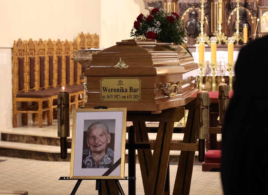 Pogrzeb śp. Weroniki Bar – Markowa, 8 kwietnia 2025. Fot. Radosław Sołek (IPN)