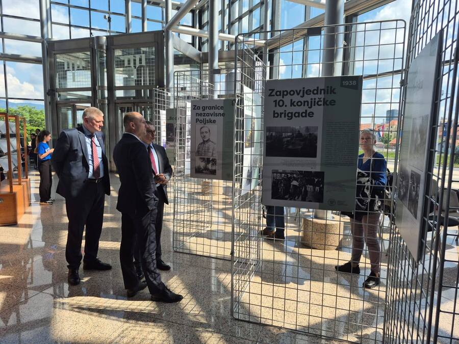 Prezentacja wystawy o gen. Stanisławie Maczku na Festiwalu Historycznym Kliofest w Zagrzebiu – 13 maja 2025. Fot. Mirosław Surdej (IPN)