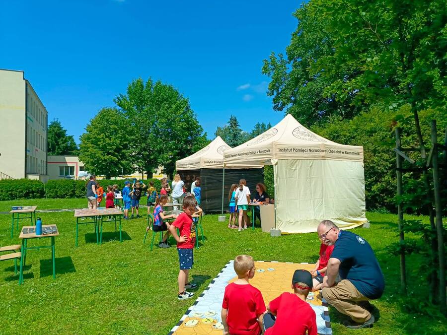 Piknik edukacyjny z IPN – Rzeszów, 4 czerwca 2025. Fot. (IPN Rzeszów)
