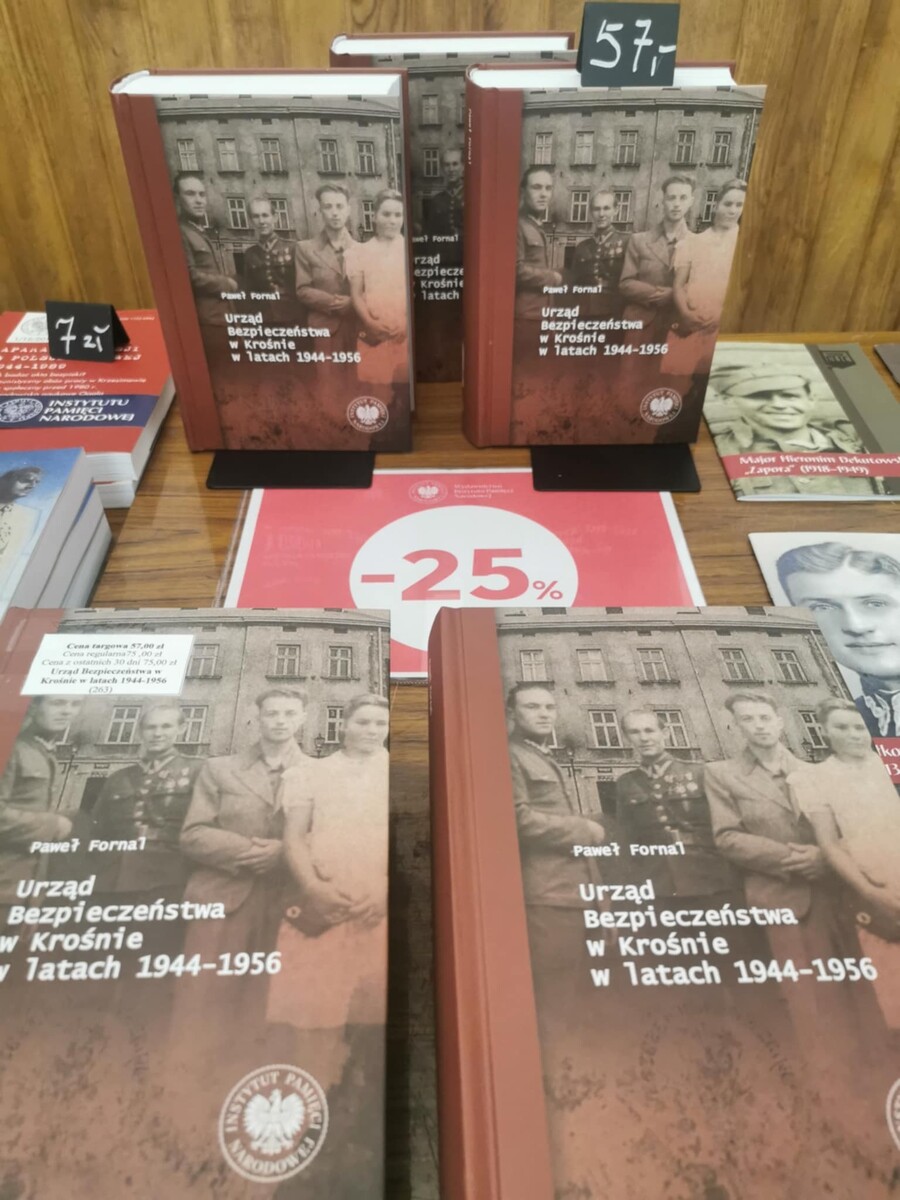 Spotkanie autorskie z dr. Pawłem Fornalem wokół książki „Urząd Bezpieczeństwa w Krośnie w latach 1944–1956” – Dukla, 5 czerwca 2025. Fot. Stanisław Stopyra (IPN)