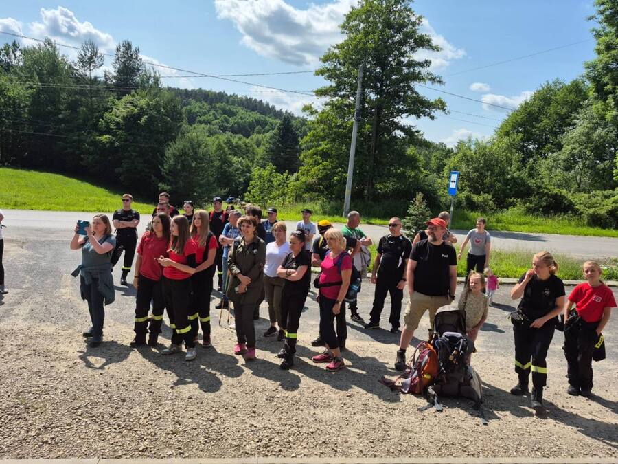 Uczestnicy II Pieszego Marszu ku Pamięci Mieszkańców wsi Pietrusza Wola – 14 czerwca 2025