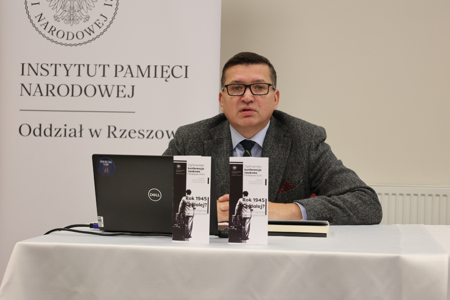 Dr hab. Dariusz Iwaneczko podczas konferencji naukowej „Rok 1945 – Co dalej? ... – Rzeszów, 18 listopada 2025. Fot. Katarzyna Gajda-Bator (IPN)