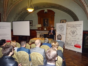 Dr Jacek Magdoń przedstawił wykład w „Akademii Niepodległości” w Łańcucie.