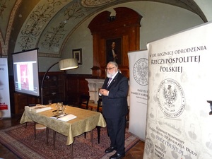 Vit Karol Wojtowicz dyrektor Muzeum - Zamek w Łańcucie gospodarz „Akademii Niepodległości” w Łańcucie.