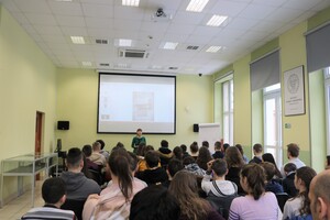 Warsztaty edukacyjne „Sybiracy – Zesłańcy – Deportowani” prowadzone przez Katarzynę Kyc.