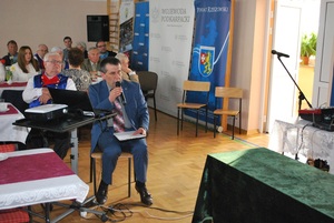 Sesja naukowa z okazji 75. rocznicy pacyfikacji wsi Dylągowa.