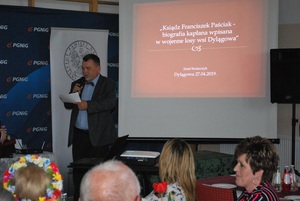 Sesja naukowa z okazji 75. rocznicy pacyfikacji wsi Dylągowa.