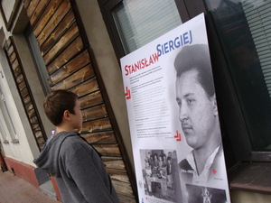 Prezentacja wystawy „Zapomniane ogniwo – konspiracja młodzieżowa na ziemiach polskich 1944-1956” w Rudniku nad Sanem.