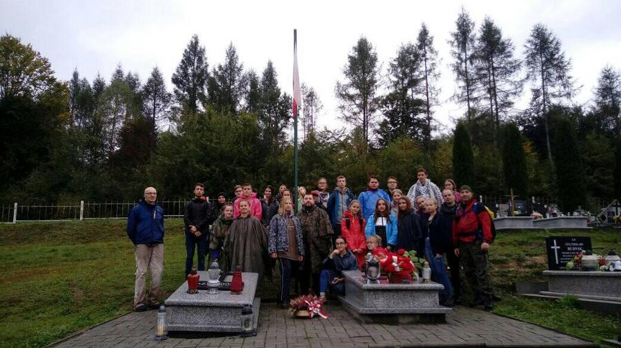Rajd dla młodzieży „Szlakiem Bojów Wrześniowych” po Pogórzu Przemyskim.