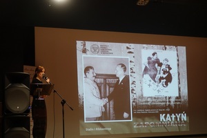 Prezentacja publikacji „Tadeusz Rożek. Oficer i Fotograf” autorstwa Zenona Harasyma w ramach Przystanku Historia.