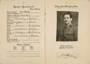 Paszport ppor. Władysława Jaksana wystawiony 23 grudnia 1941 r. w Londynie, strony 2–3.