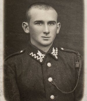 Adam Stysioł jako uczeń Szkoły Podchorążych Piechoty w Ostrowi Mazowieckiej-Komorowie, ok. 1932 r.