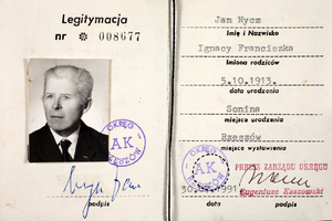 Zdjęcie 020. Legitymacja Okręgu AK Rzeszów należąca do Jana Nycza, wydana 30 lipca 1991 r.