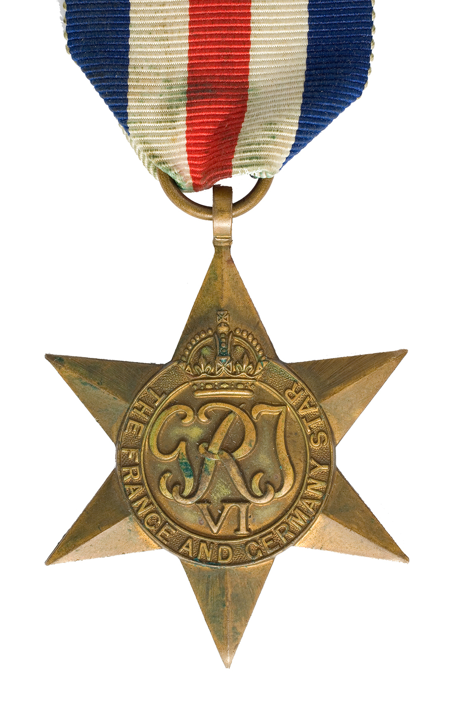 Zdjęcie 026. Odznaczenie The France and Germany Star (Gwiazda za Francję i Niemcy) przyznane kpt. Franciszkowi Cieplikowi. Wstążka trójkolorowa niebiesko-biało-czerwona.