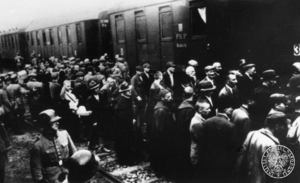 Transport do Auschwitz z dworca kolejowego w Tarnowie