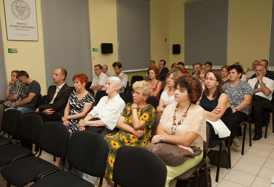 Słuchacze Akademii Historii Najnowszej