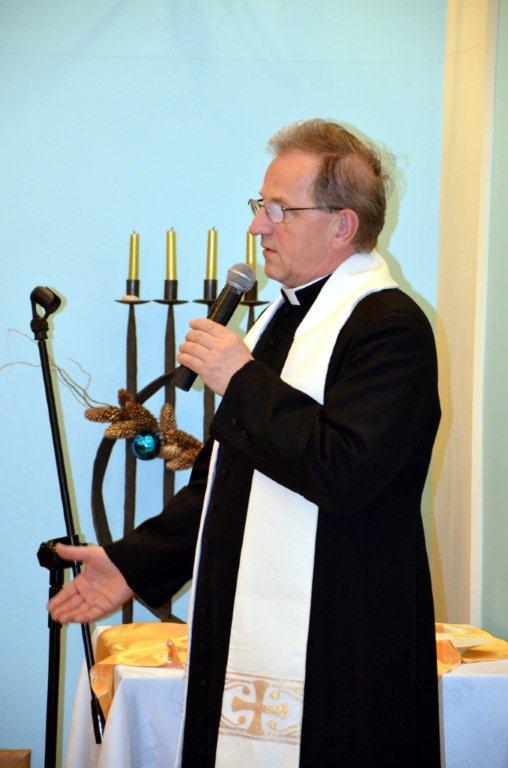 Ks. Władysław Jagustyn – proboszcz parafii pw. Świętego Krzyża w Rzeszowie