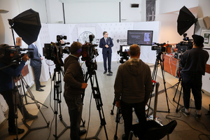 Konferencja prasowa z udziałem dr. Jarosława Szarka, prezesa IPN na temat Festiwalu Filmowego o Totalitaryzmach „Echa Katynia” w formule online