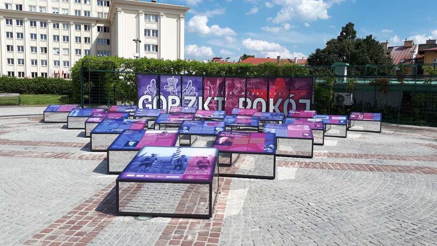 Wystawa „Gorzki pokój. Traktat ryski 1921 r. ” prezentowana w Ogrodach Bernardyńskich w Rzeszowie.