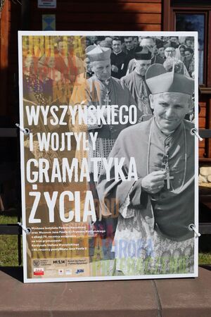 Wystawa „Wyszyńskiego i Wojtyły gramatyka życia”